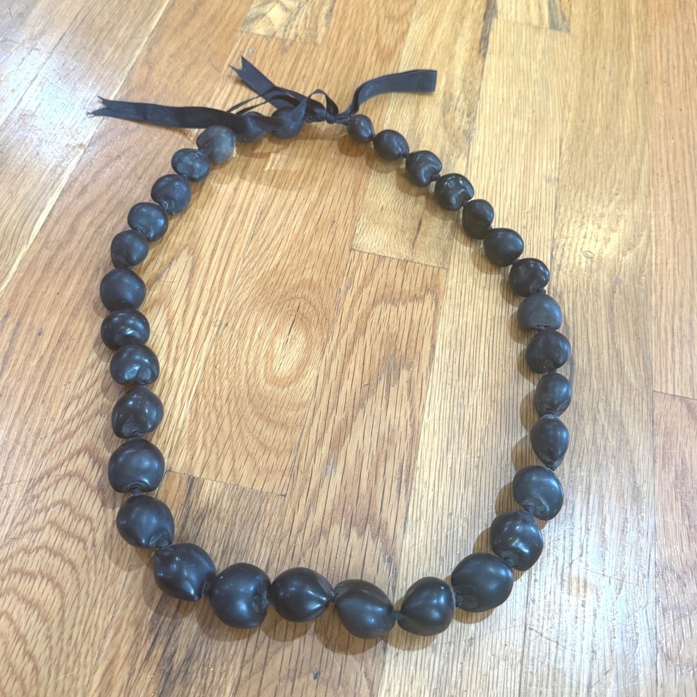 Vintage Black Kukui Nut Lei Hawaiian Necklace Polished Ribbon Tie Unisex 32in
